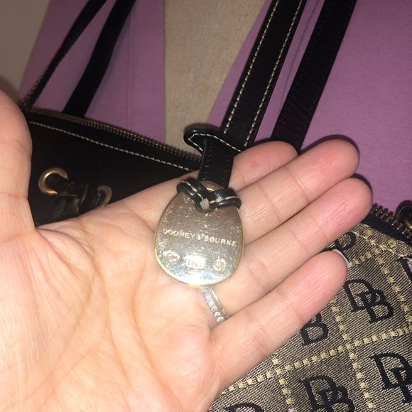 Dooney & bourke tote - Picture 5 of 16